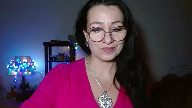 KeisyNeonX online show from January 5, 8:01 pm