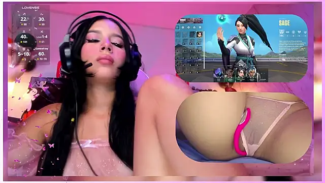 SweetieCloe  online show from October 28, 10:03 pm