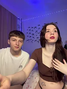 CoddleWeeper  online show from April 5, 4:17 pm