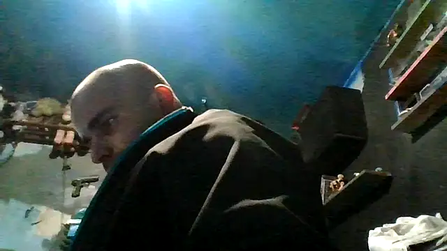 robeaulieu02 online show from December 3, 6:16 am