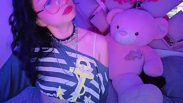 CherieCurl online show from June 1, 4:52 pm