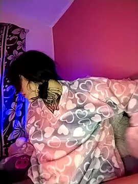 Snapshot of taaylor33 chatting on September 11, 5:52 am taaylor33 online show from September 11, 5:52 am