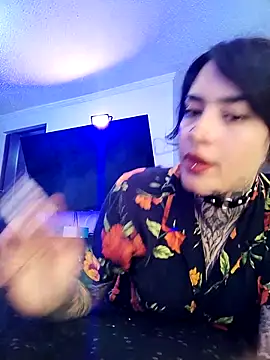 Snapshot of taaylor33 chatting on October 15, 6:32 pm taaylor33 online show from October 15, 6:32 pm