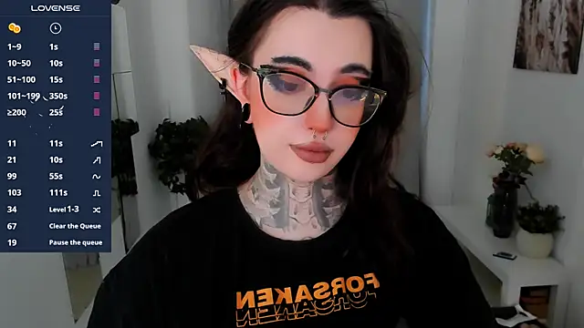 Dixi Pixi  online show from October 12, 5:54 am