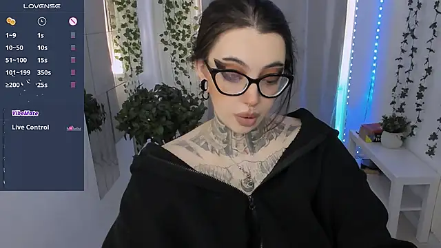 Dixi Pixi  online show from May 3, 5:55 am