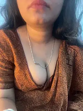 APKI WIFE  online show from July 7, 4:15 am