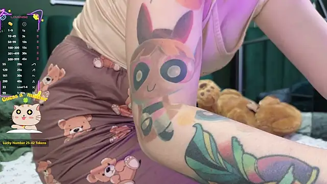 kimmie meow online show from December 15, 7:30 pm