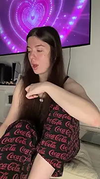 Kimi Ass online show from May 28, 10:24 am
