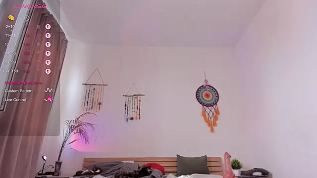 alisahug online show from July 15, 10:42 am