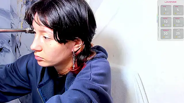 lizzy davis 1 online show from January 14, 11:48 am