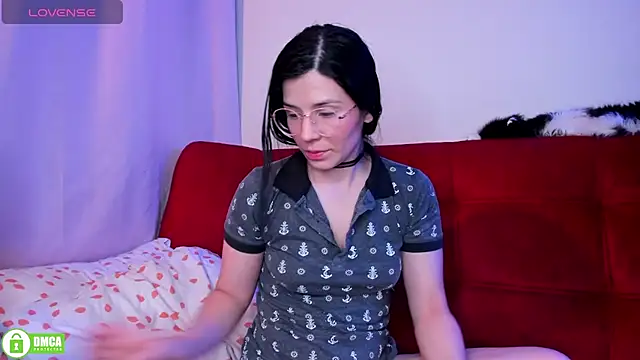 ohpetitemuse online show from July 15, 12:48 am