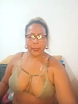 Afroditabichota online show from November 15, 1:06 am