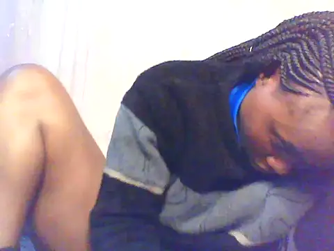 Snapshot of EBONYVANILLA02 chatting on October 20, 7:28 pm EBONYVANILLA02 online show from October 20, 7:28 pm