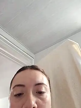 Snapshot of valery_mora chatting on September 24, 3:44 pm valery mora online show from September 24, 3:44 pm