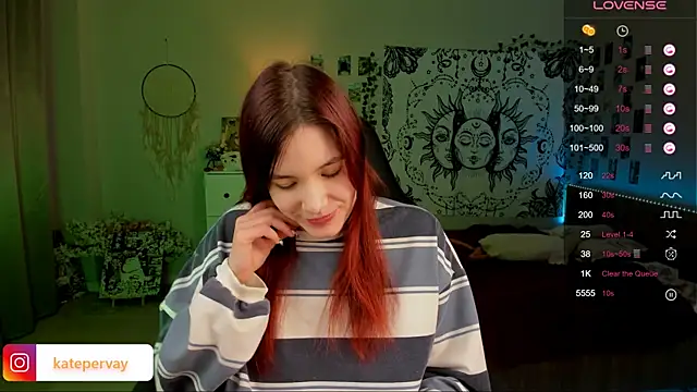 Snapshot of callmekatesmith chatting on October 19, 9:17 pm callmekatesmith online show from October 19, 9:17 pm