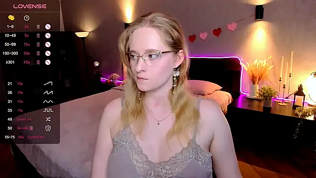 Aemilia  online show from December 1, 9:02 am