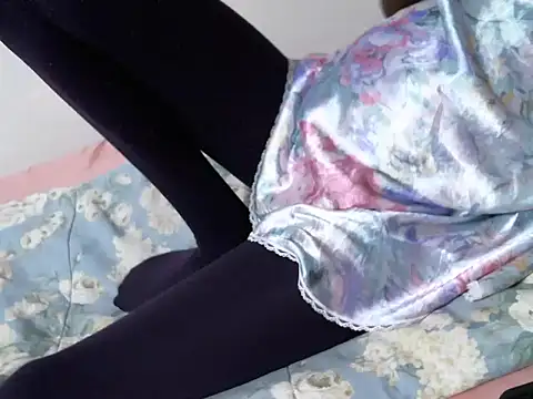 luckieey online show from December 2, 8:11 pm