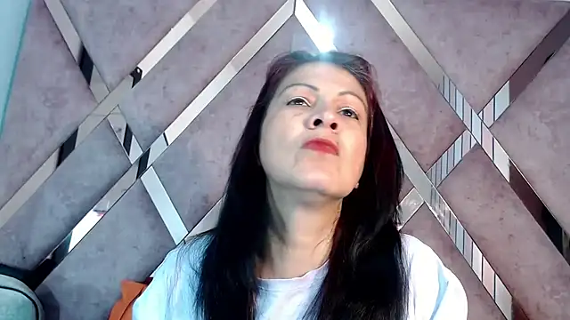 Mulan sexy01 online show from February 24, 8:07 pm