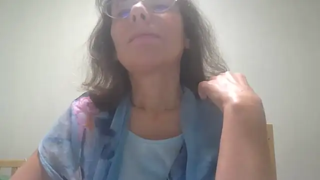 HollyJewel online show from September 29, 7:08 pm