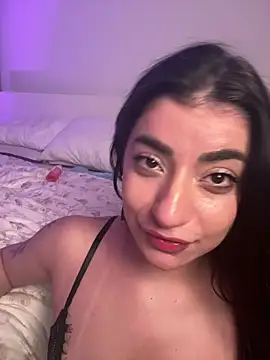 ZoeZayd online show from February 4, 10:35 pm