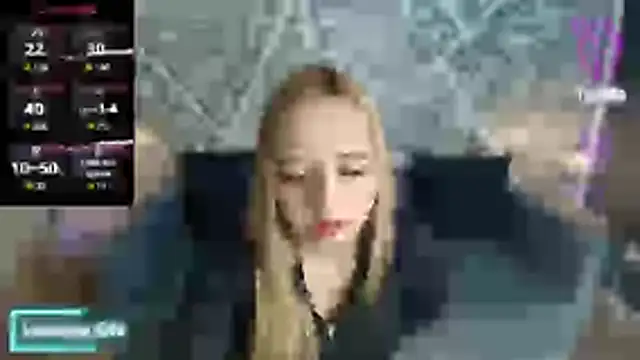 Liaroberts1 online show from July 11, 1:55 pm