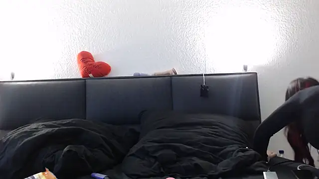 BoeseMoni1998 online show from April 27, 6:16 pm