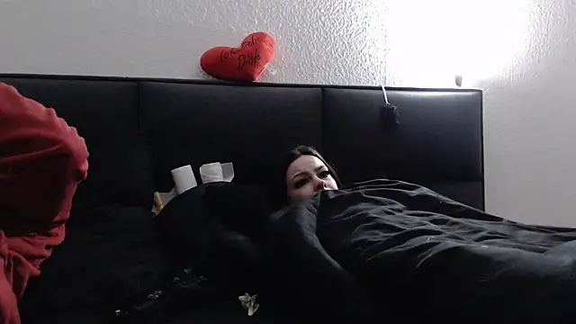 BoeseMoni1998 online show from April 20, 6:44 pm