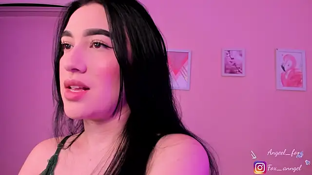 angeel fox online show from April 12, 4:43 pm