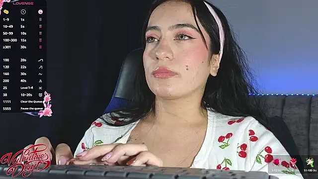 ZaraDames  online show from February 15, 4:37 am