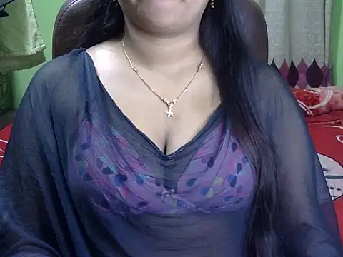 BengaliQueenStar online show from December 17, 5:28 pm