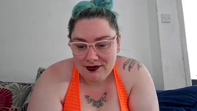 Bustycurves online show from June 30, 10:59 am