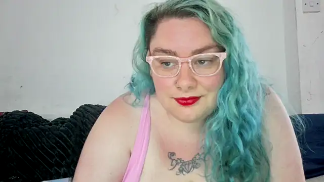 Bustycurves online show from June 24, 10:36 am