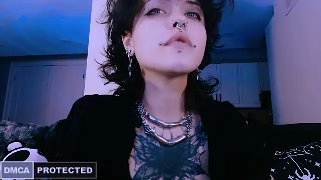 NaughtyLittleFox online show from March 28, 6:57 am