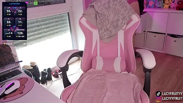 Livewithlucy online show from April 14, 7:52 am