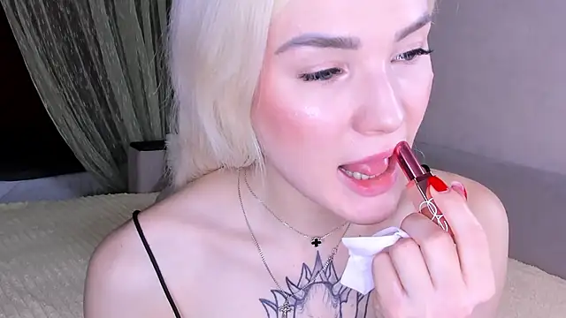 Sweeet Barbie online show from March 22, 4:13 pm