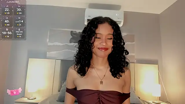 Aprillbrunette online show from December 18, 2:49 am