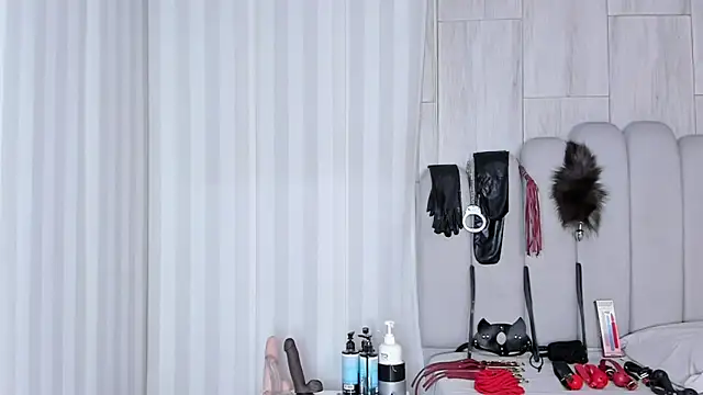 mileyerikson online show from January 10, 4:17 am