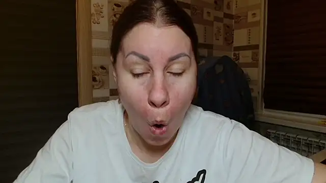 TherestlessKitty online show from April 5, 10:20 pm