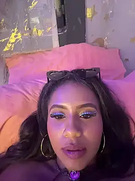 AlisonHoot69 online show from January 14, 3:44 am