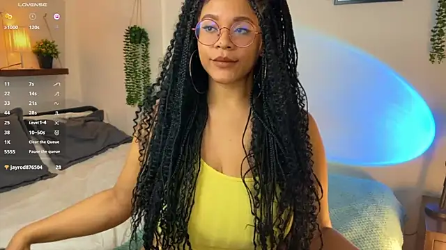 aleiasc online show from December 19, 1:43 am