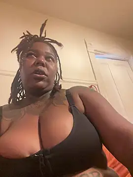 Goddess Nafeesha online show from July 20, 5:21 am