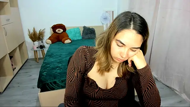 Snapshot of Alexa_Dolly12 chatting on October 1, 6:51 am Alexa Dolly12 online show from October 1, 6:51 am