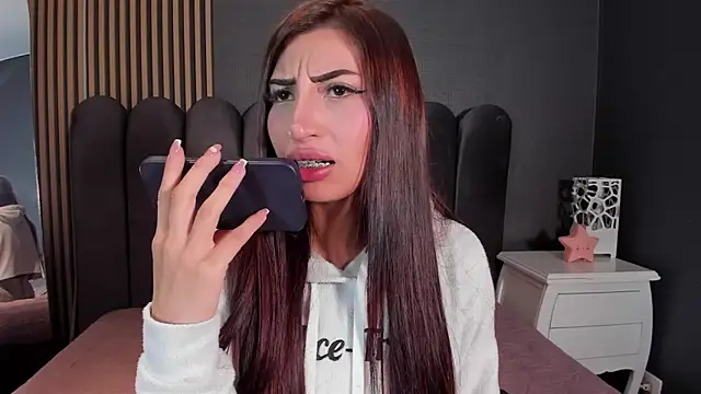 Nicolette ks  online show from July 16, 4:50 am