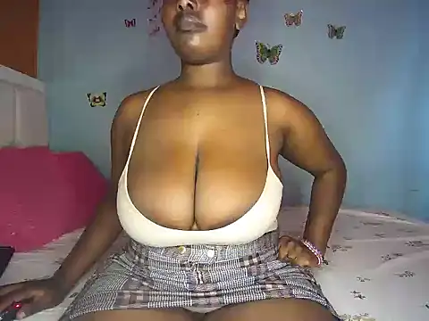 Sparkles J online show from April 16, 8:25 am