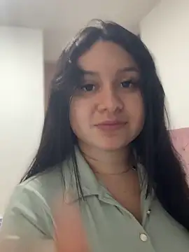 Pretty Isadora online show from May 26, 1:05 am
