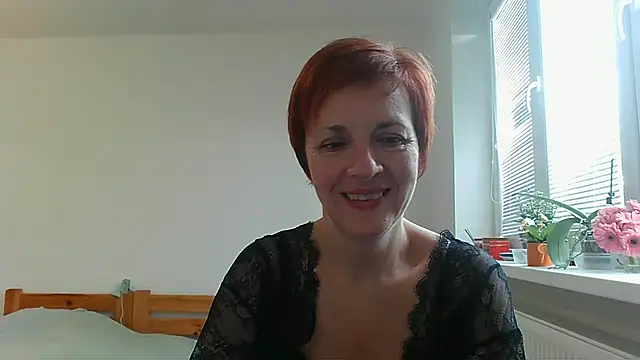 LoraLoraMay online show from October 7, 1:37 pm