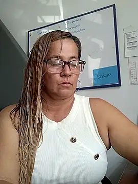 natally ross21 online show from June 11, 2:14 pm