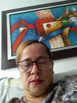 natally ross21 online show from June 9, 4:06 pm