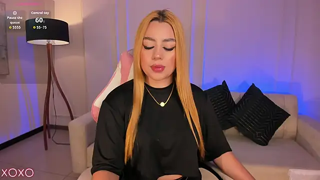 SamanthaKlein  online show from November 27, 2:47 am