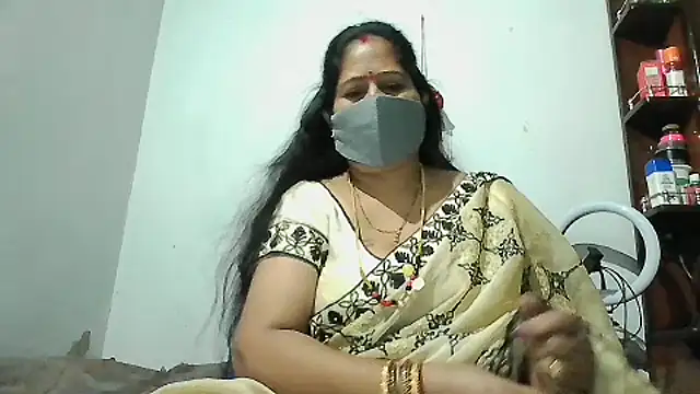 Snapshot of Rani_Darling_99 chatting on October 8, 2:43 pm Rani Darling 99 online show from October 8, 2:43 pm